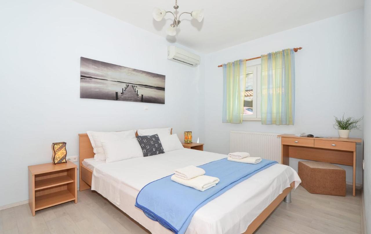 Apartments Santo Trogir - Okrug Gornji Eksteriør bilde
