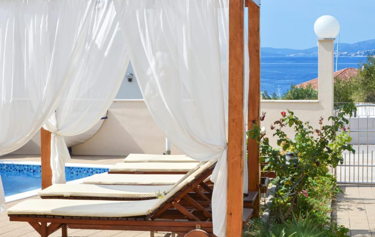 Apartments Santo Trogir - Okrug Gornji Eksteriør bilde