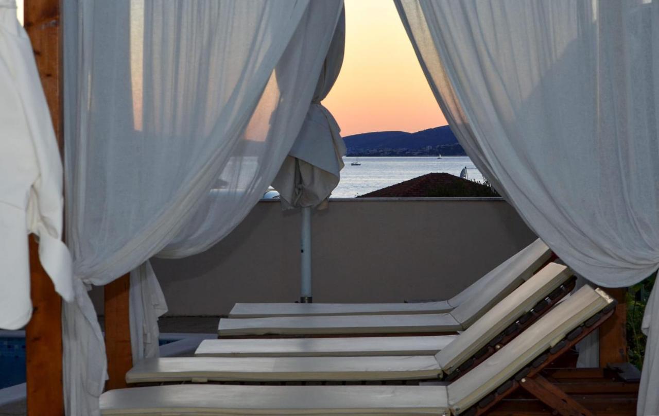 Apartments Santo Trogir - Okrug Gornji Eksteriør bilde
