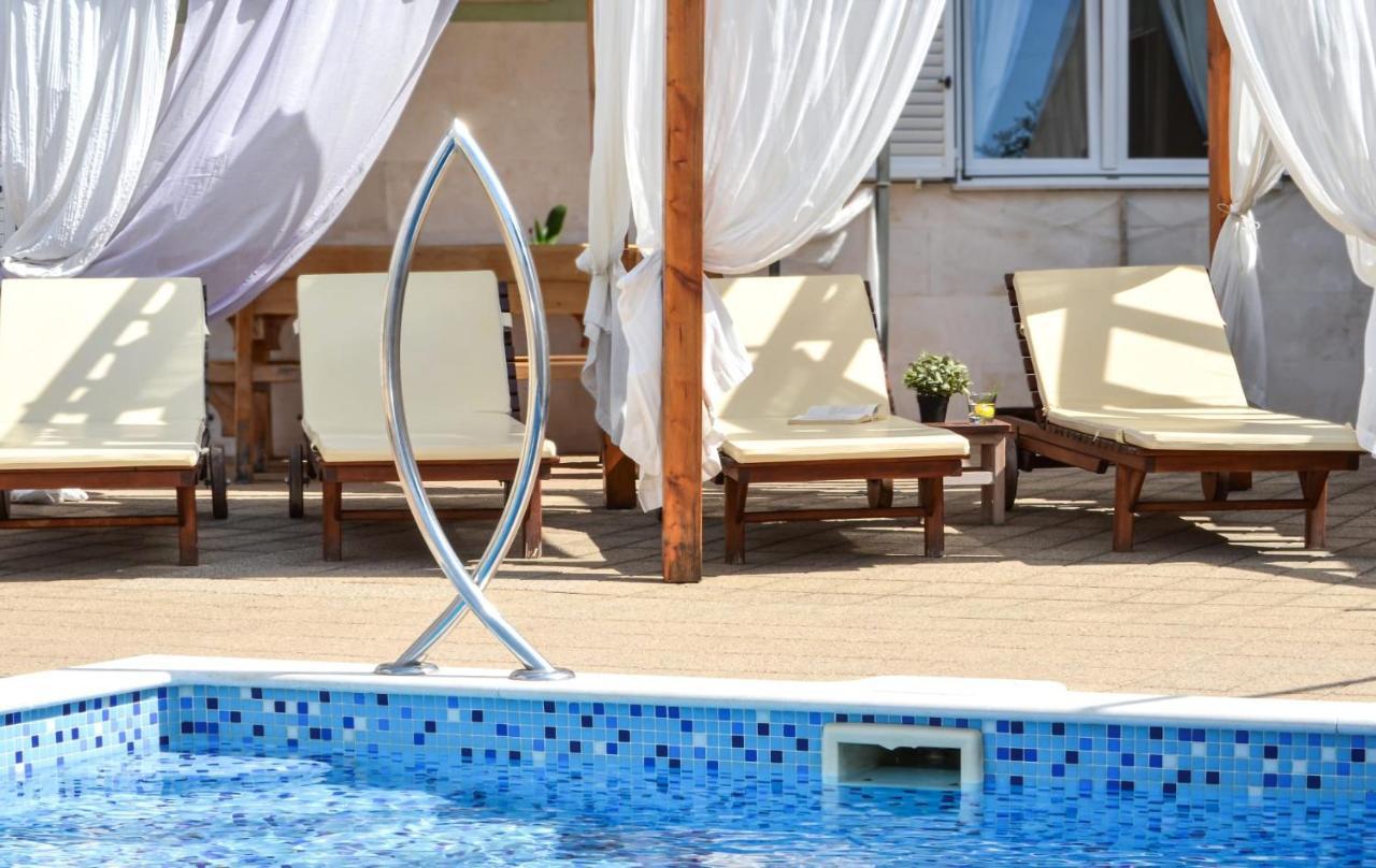 Apartments Santo Trogir - Okrug Gornji Eksteriør bilde