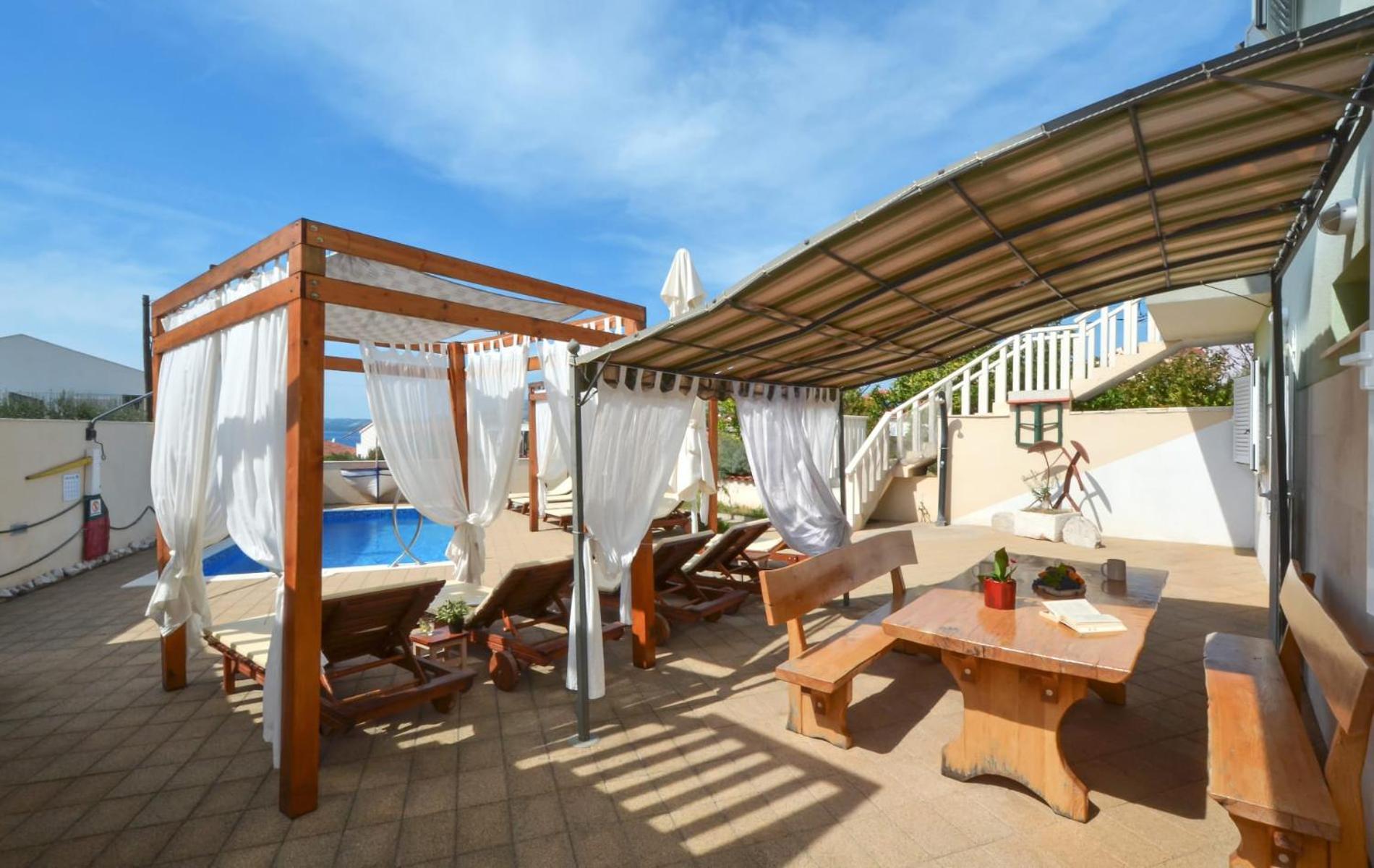 Apartments Santo Trogir - Okrug Gornji Eksteriør bilde